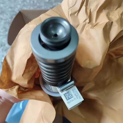 D13 Diesel Common Rail Fuel Injector 21371672 Excavator Engine Injector for  EC380 EC480